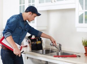 photo-of-a-plumber-ny Picture of a professional plumber