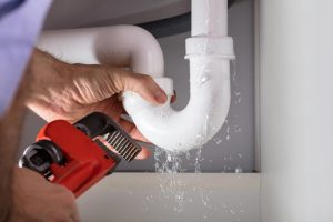plumber-fixing-burst-pipe Emergency Plumber in Denver
