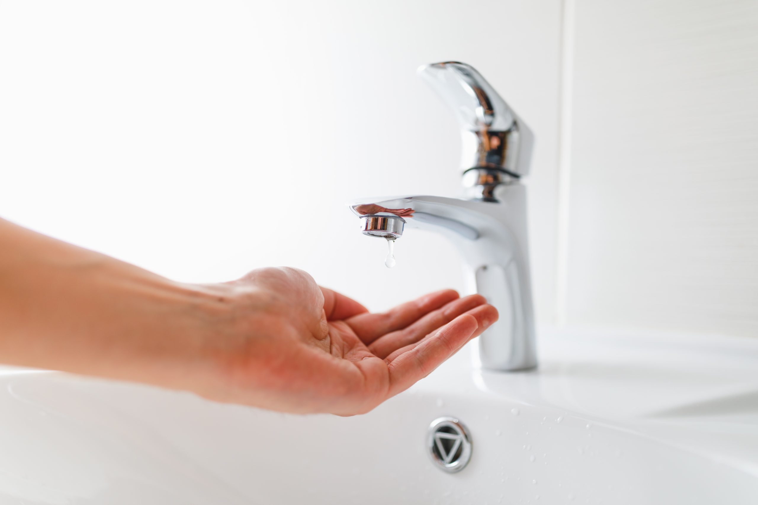 why no water in taps scaled